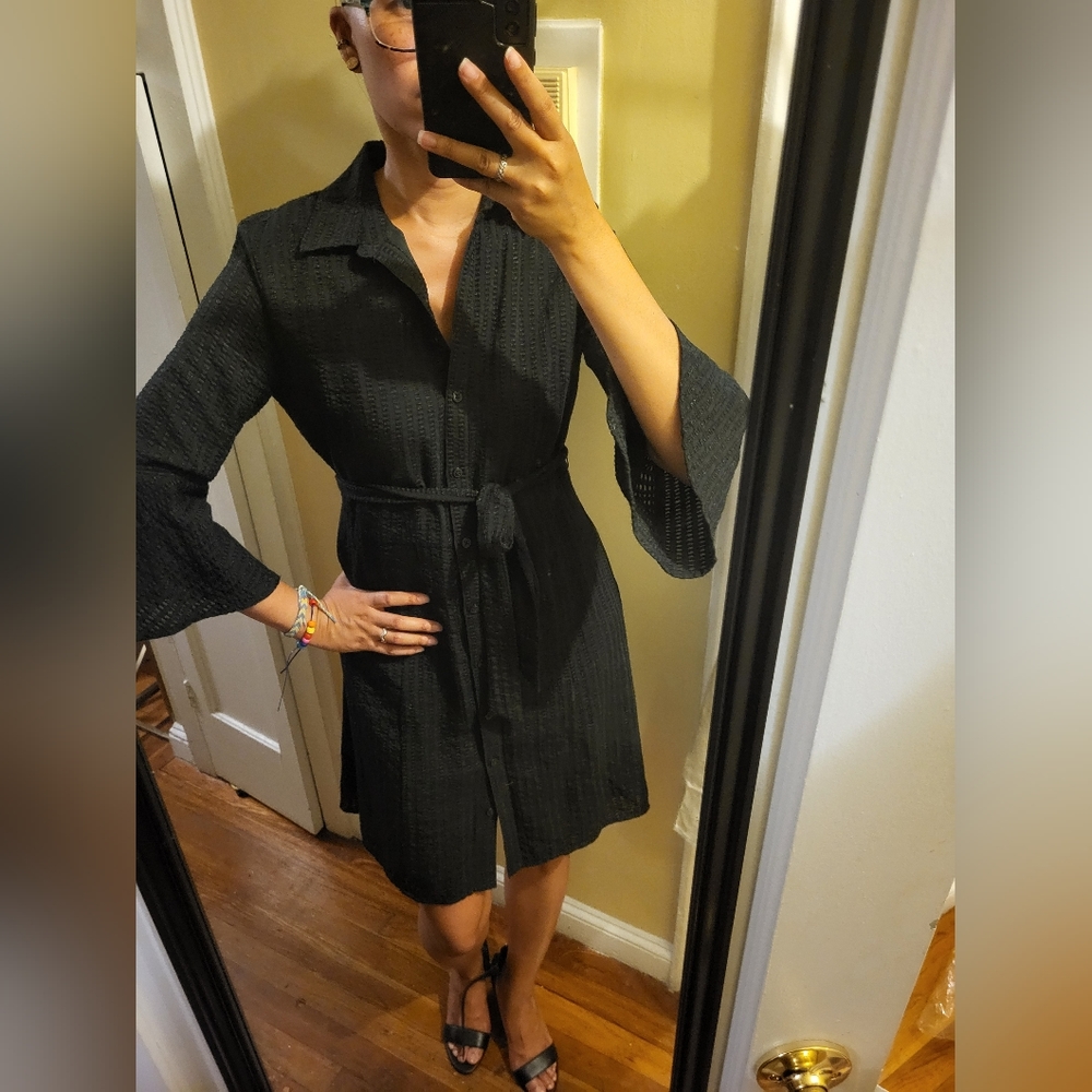 Black bell sleeve collared button dress